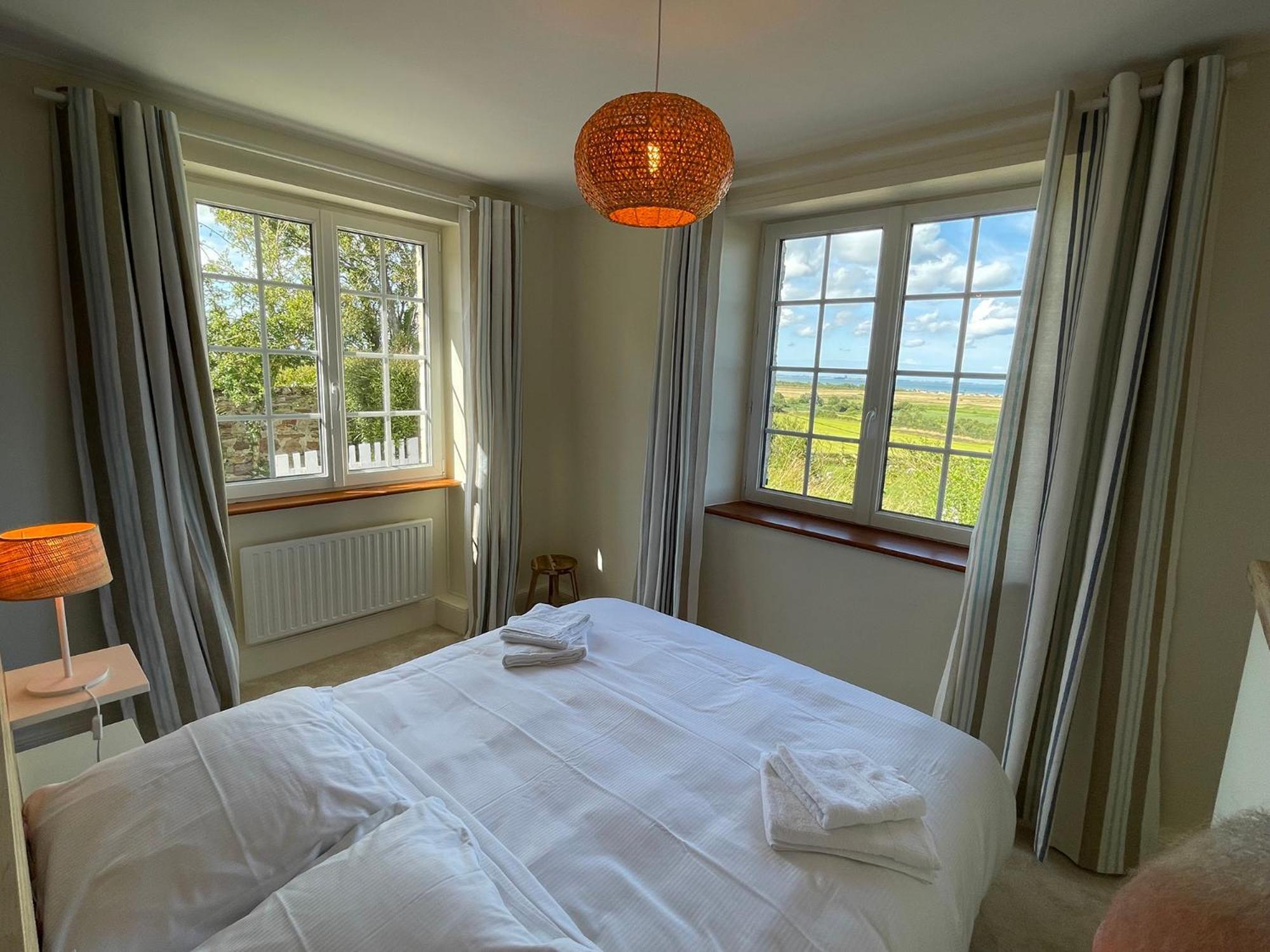 Maison De Charme Vue Sur Mer Pour 6 Pers 퀴네빌 외부 사진